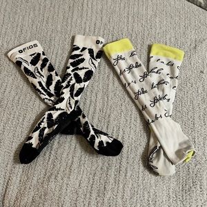 Figs compression socks size small